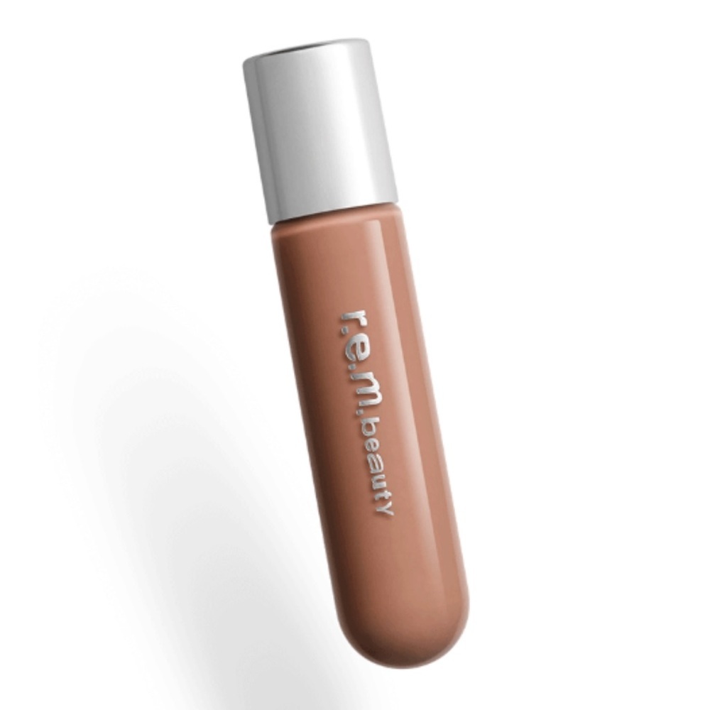 r.e.m. beauty On Your Collar Plumping Lip Gloss – Away Message (0.28 oz)‎